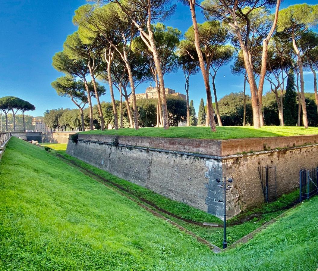 Elegant Vatican Metro&golf *